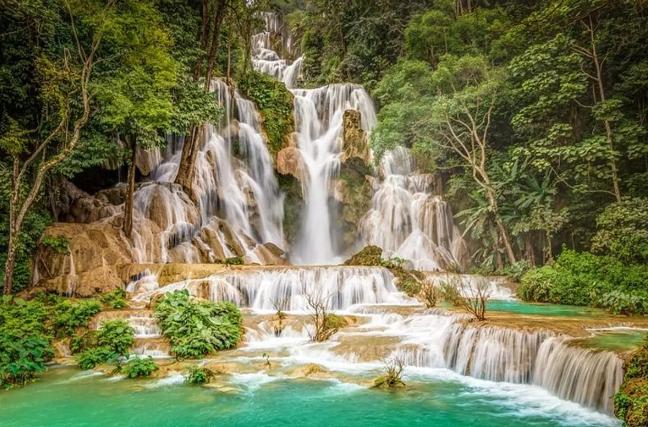 Caravan Lào: Cửa khẩu Lao Bảo - Pak Kading - Vientiane - Vang Vieng - Luang Prabang - Paksan - Cửa khẩu Cầu Treo (trải nghiệm tàu cao tốc)