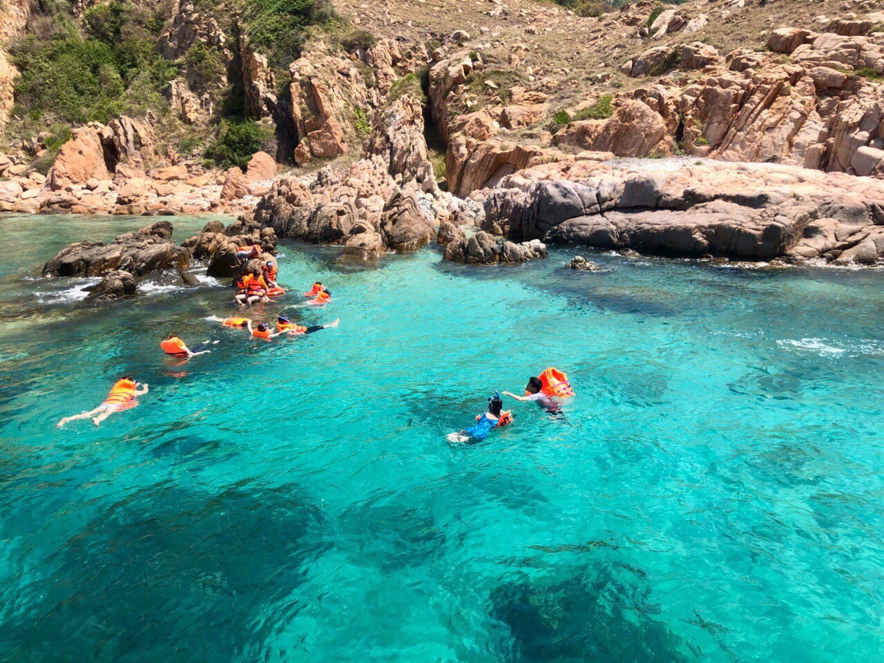 Caravan Ninh Thuận: Vịnh Vĩnh Hy - trekking Núi Chúa - làng gốm Bàu Trúc