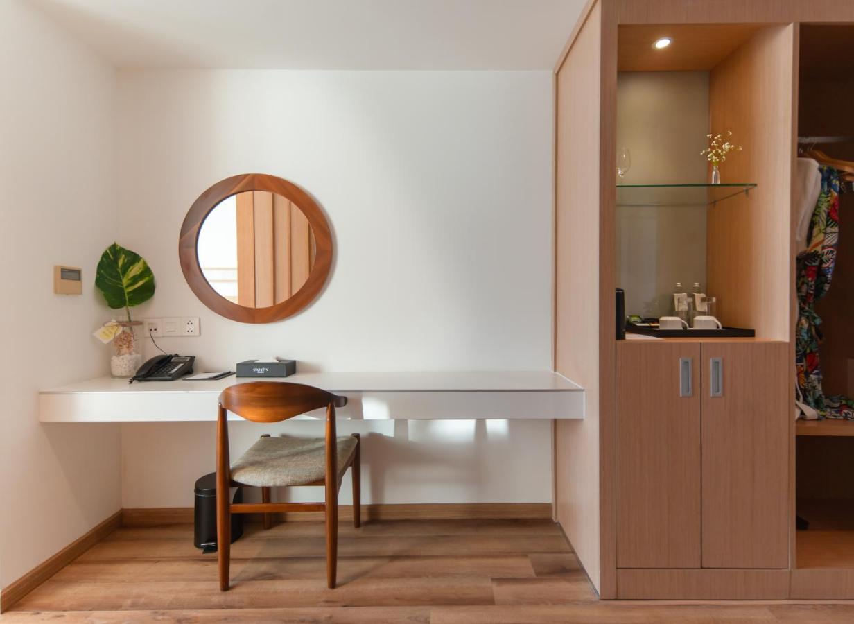 Combo 2 đêm dịch vụ khách sạn Starcity Hotel & Condotel Beachfront Nha Trang