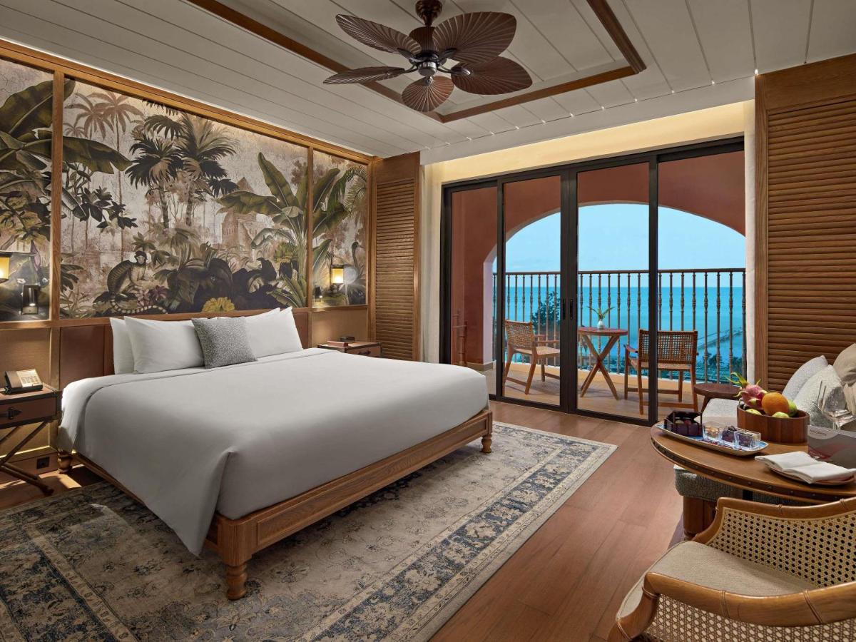 Combo 3 ngày 2 đêm khách Sạn 5 sao Phan Thiết: Mövenpick Resort Phan Thiet