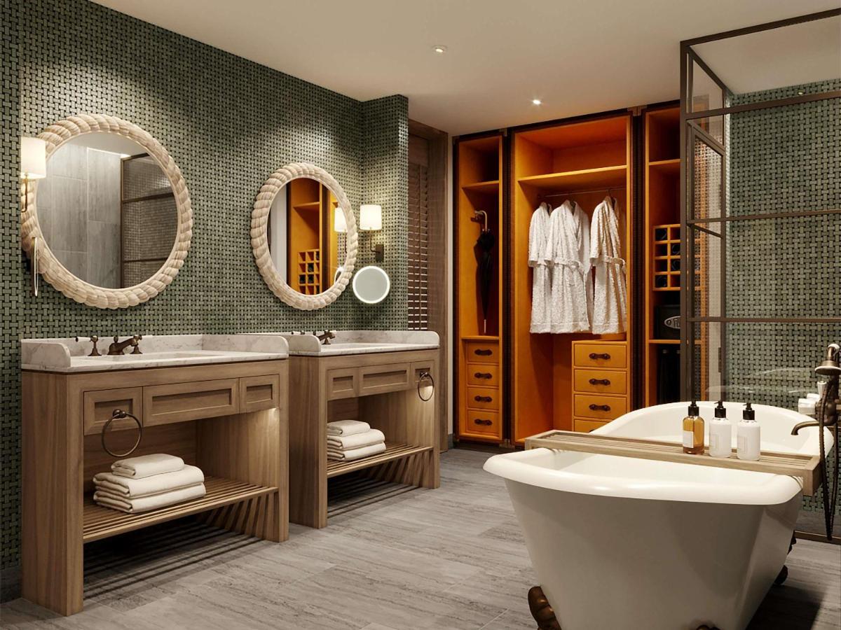 Combo 3 ngày 2 đêm khách Sạn 5 sao Phan Thiết: Mövenpick Resort Phan Thiet