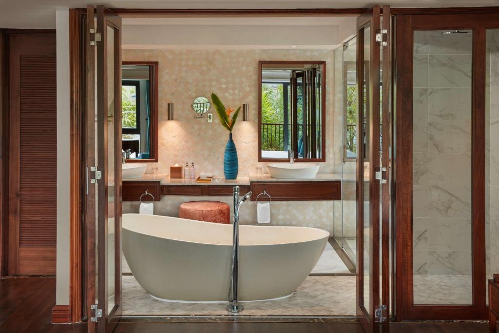 Combo nghỉ dưỡng 5 sao Best Western Premier Sonasea Villas Phu Quoc (bao gồm xe đưa đón)