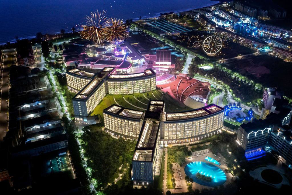 Phú Quốc 3N2Đ: Combo vé máy bay Vietravel Airlines TPHCM – Phú Quốc + 2 đêm Khách sạn Wyndham Grand 5 sao (Đã bao gồm ăn sáng)